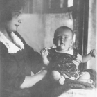 Раїса Троянкер з дочкою Оленою, 1928 р. (фото з архіву Олени й Олександри Турган)